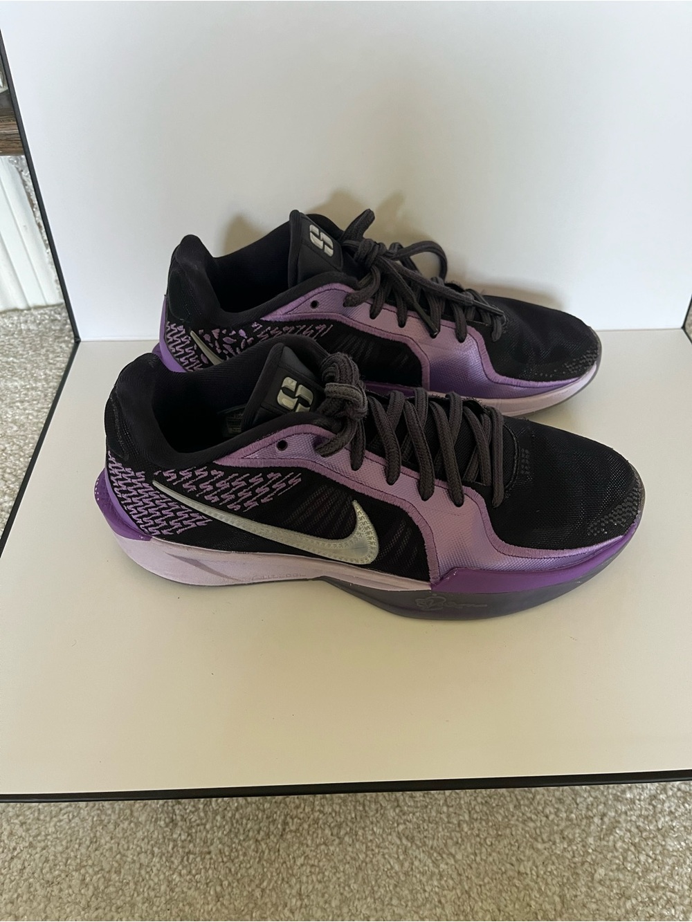 Nike Black and Purple Women's Low-Top Training Sneakers